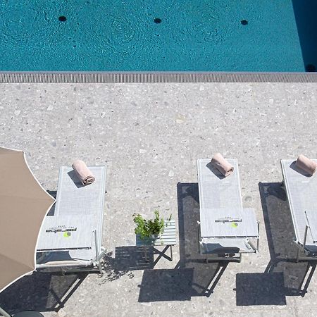 Hotel Mealba 사론노 외부 사진